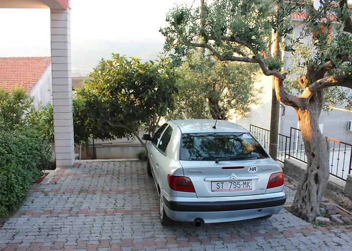 Toni Apartment Trogir